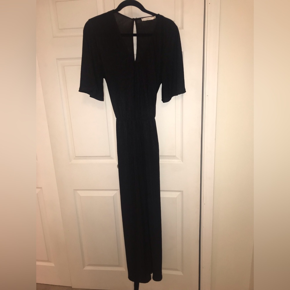 LUSH - Black Short Sleeve Jumpsuit